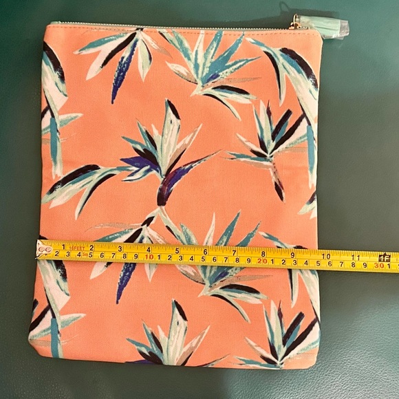 Rachel Pally Reversible Clutch - NWOT - Picture 12 of 13